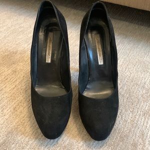 Black suede platform pumps